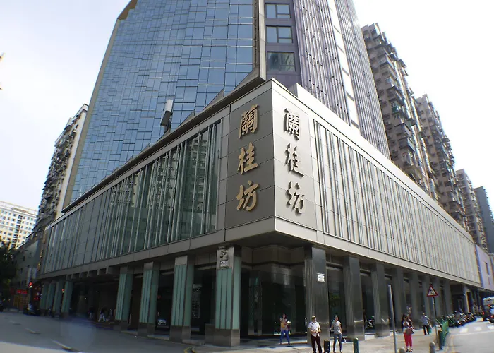 Viva 3* Macau