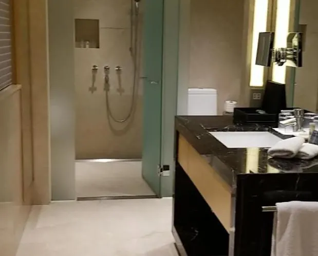 Viva 3* Macau